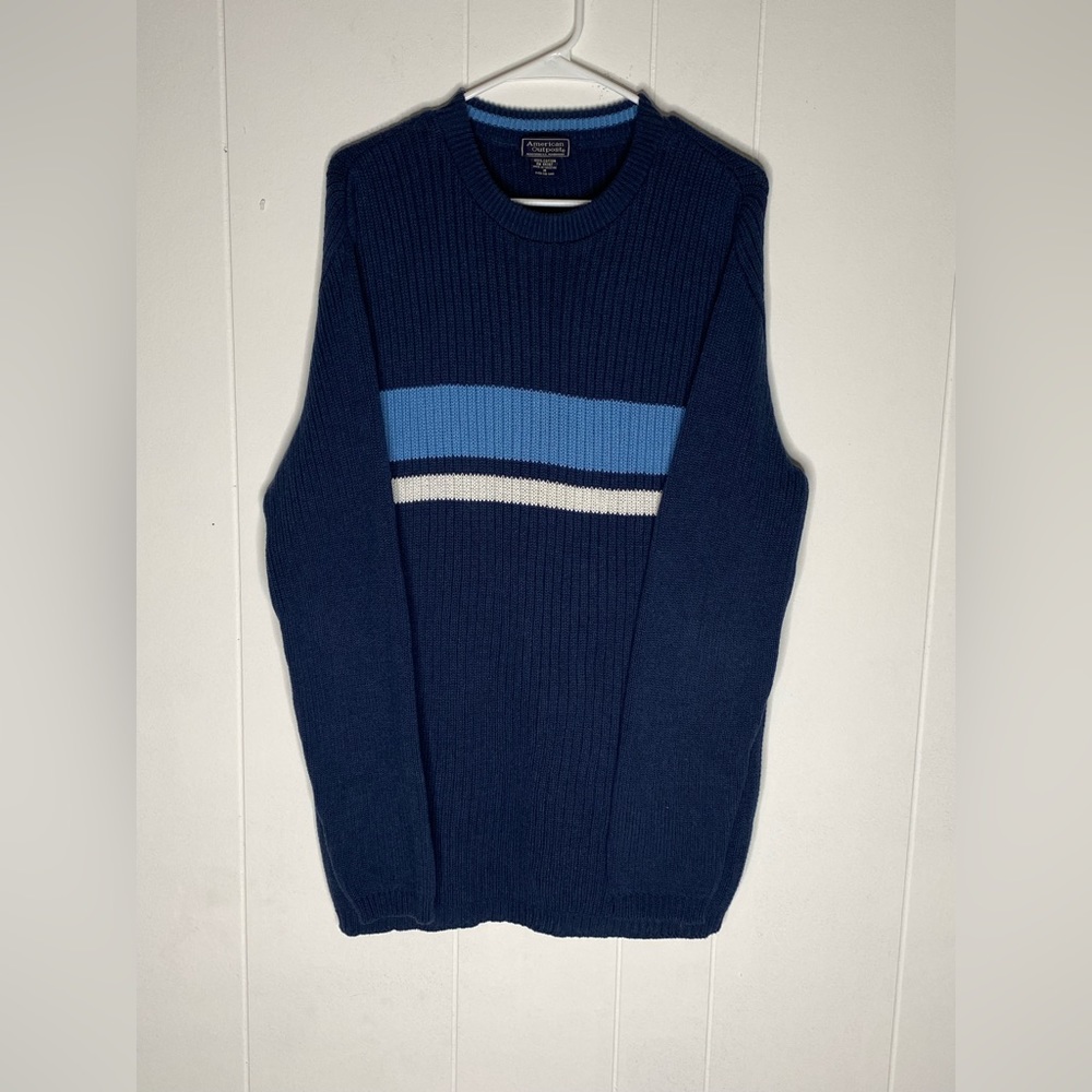 American Outpost Sweater Size M.